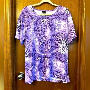 Salon Studio Purple and White Graphic Short Sleeve T-Shirt Size XXL